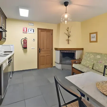 Puente Del Narcea 3 Apartment